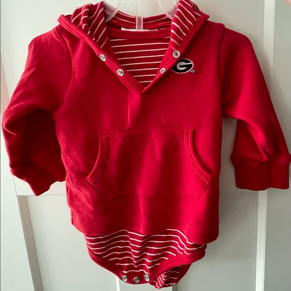 Unisex University of Georgia UGA 18M Hooded Onesie